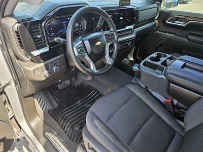 2023 Chevrolet Silverado 1500 2WD Crew Cab Short Bed LT